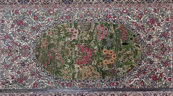 فرش دستباف کرمان(پرده ای 2.5*1.5 سبزیکار)/فرش بقایی